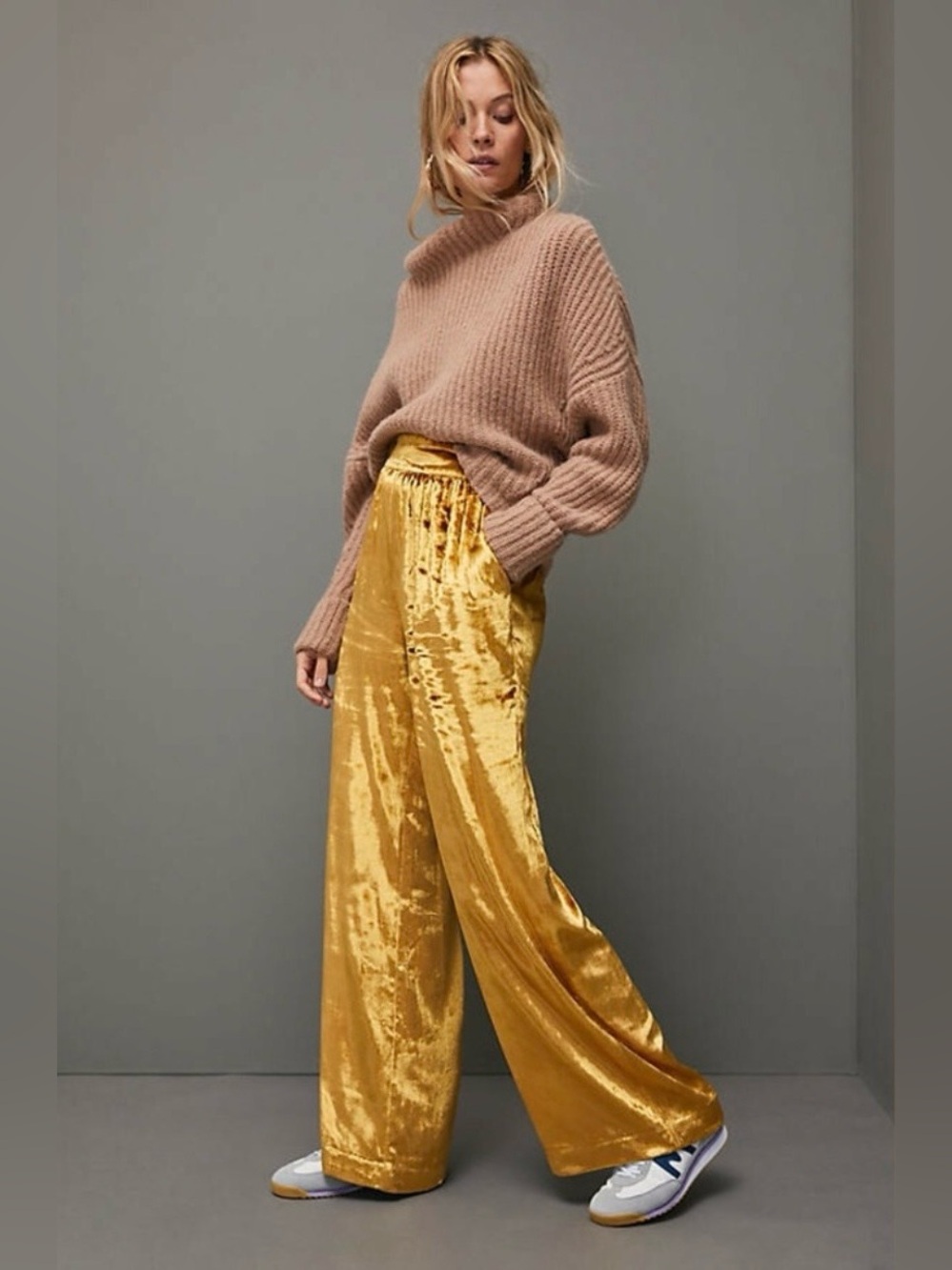 Anthropologie Maeve Gold Crushed Velvet Wide Leg Pants Boho Chic Preppy Festive - Picture 2 of 8